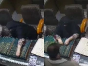 خاتون کی ہوشیاری پکڑی گئی؛ جیولری شاپ پر چوری کی وڈیو سامنے آگئی
