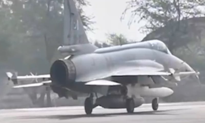 بھارتی  ایس400 سسٹم کو تباہ کرنے کے لیے اڑان بھرنے والے جے ایف 17 تھنڈر کی ویڈیو منظرعام پر آگئی