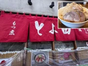 منفی ریویو کیوں دیا؟ ریسٹورنٹ کے مالک نے گاہگوں کو پکڑنے پر انعام مقرر کردیا