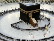 خانہ کعبہ کو آب زم زم اور عرقِ گلاب سے غسل دینے کی روح پرور تقریب