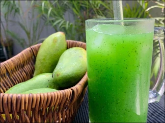 کچی کیری کا شربت، گرمی میں ٹھنڈک اور وزن میں کمی کا قدرتی نسخہ