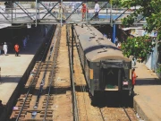 زکریا ایکسپریس کو حادثہ؛ کراچی سے اندرون ملک ٹرینوں کی آمدورفت گھنٹوں تاخیر کا شکار