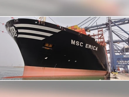 دنیا کے بڑے کنٹینر جہازوں میں شامل msc erica کراچی پورٹ پہنچ گیا