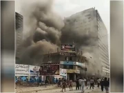 کراچی میں پٹاخوں کے گودام میں دھماکا؛ جاں بحق شخص کی بیوہ نے   ہرجانے کا دعویٰ دائر کردیا