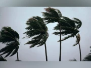 کراچی سمیت دیہی سندھ میں بدھ تک گرم ومرطوب موسم کیساتھ معمول سے تیز ہوائیں چلنے کی پیش گوئی