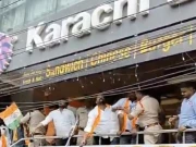 بھارت کراچی کا تو کچھ نہیں بگاڑسکا اپنے ہی ملک میں کراچی بیکری پر حملہ کردیا