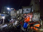 کراچی میں 45 گز پر بنا مکان منہدم، کوئی جانی نقصان نہیں ہوا