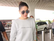 کرینہ کپور کے ایئرپورٹ تنازع نے سوشل میڈیا پر ہلچل مچا دی