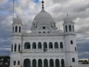 پاک فوج کا سیلاب سے متاثرہ دربار صاحب کرتارپور میں بحالی کا کام جاری