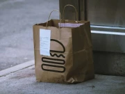 فوڈ ڈیلیوری پلیٹ فارم میں خامی، جاپانی شہری نے لاکھوں کا کھانا مفت کھالیا