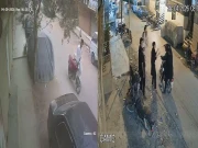 کراچی؛ گلی میں کھڑے نوجوانوں کو لوٹ لیا گیا، شہری کی الیکٹرک موٹر سائیکل بھی چوری