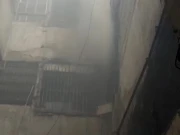 کراچی  میں عمارت کی پانچویں منزل پر آگ لگ گئی