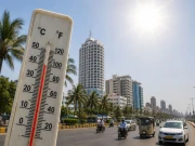کراچی میں شدید گرمی سے رات کا درجہ حرارت بڑھ گیا، آج بھی گرم دن متوقع