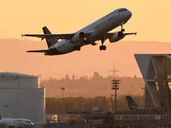 آج ملک بھر سے مشرق وسطی کی 40 پروازیں منسوخ