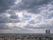 کراچی کے مختلف علاقوں میں بارش سے موسم خوشگوار