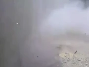 اورنگی ٹاؤن میں سیاسی جماعت کے دفتر میں دھماکا، عمارت زمین بوس، 7 افراد زخمی، ویڈیو سامنے آگئی