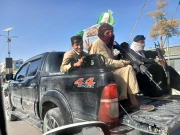 احتجاج کے لیے جانے والے کسان اتحاد کے قافلے کا منظر (تصویر : ایکسپریس)