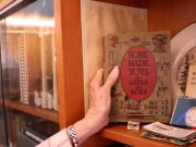 99 برس سے غائب کتاب لائبریری کو لوٹا دی گئی