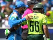 میچ کے دوران بابراعظم اور ویرات کوہلی کی دوستانہ ملاقات کی تصویر وائرل