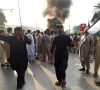 پی ٹی آئی لانگ مارچ کے خلاف تاجروں کا پشاور میں احتجاج، پختونخوا حکومت مردہ باد کے نعرے