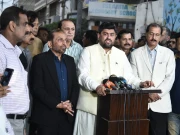 خونی ڈمپر کراچی میں دہشتگردی پھیلارہے ہیں، ہمیں بدمعاشی نہ بتائیں پہلے خود کو ٹھیک کریں، گورنر سندھ