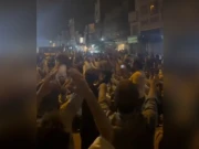 لاہور، تجاوزات کے خلاف کارروائی، مزاحمت پر 4 دکانداروں کی گرفتاری کے خلاف احتجاج