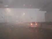 لاہور کے مختلف علاقوں میں بوندا باندی، سردی کی شدت میں اضافہ