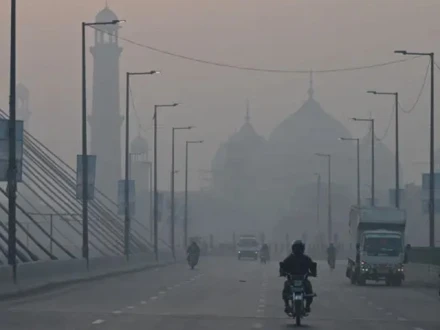 لاہور میں فضائی معیار کی شرح 500 تک پہنچ گئی