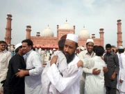 ملک بھر میں آج عید الفطر مذہبی جوش و جذبے کے ساتھ منائی گئی