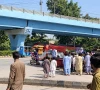 لاڑکانہ: موٹر سائیکل سوار مسلح افراد کی کار پر سرعام اندھا دھند فائرنگ، 4 افراد جاں بحق
