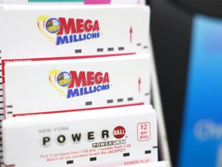 امریکا: لاٹری کیلئے 20 ٹکٹ خریدنے والے شہری نے سارے انعام جیت لیے