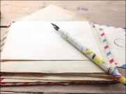 خط: خوشبو، شاعری اور ایک کھویا ہوا زمانہ