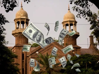 لاہور ہائیکورٹ نے کم از کم تنخواہ ایک ہزار ڈالر کرنے کی درخواست مسترد کردی