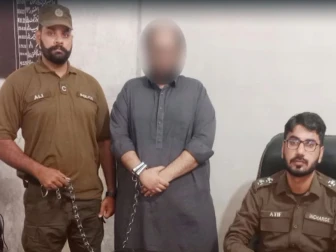 تعلیم یافتہ شہریوں کو ملازمت کا جھانسہ دے کر لاکھوں روپے ہتھیانے والا ملزم گرفتار