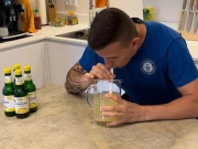 ایک لیٹر لیمو کا رس اور لائم جوس پینے کا ریکارڈ