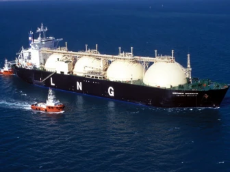 ایل این جی کی اسپاٹ خریداری کا فیصلہ، تین کارگوز کے لیے بڈز طلب