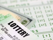 امریکا: غلط لاٹری کے ٹکٹ نے ہزاروں ڈالر کا انعام جتوا دیا