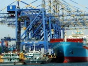 پیٹرول کے بعد 23 ہزار میٹرک ٹن ایل پی جی کے بھی دو جہاز پاکستان پہنچ گئے