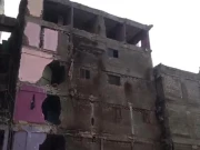 لیاری حادثے کے بعد 3 مخدوش عمارتیں منہدم کرنے کا آغاز