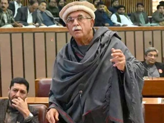 محمود اچکزئی کی وزیراعظم کو 8 فروری کے احتجاج میں شریک ہونے کی دعوت، عوام سے جذباتی نہ ہونے کی اپیل