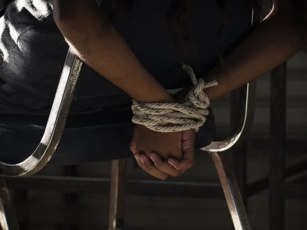 کراچی؛ 11 سالہ مغوی بچہ بازیاب، اغوا کار فرار ہونے میں کامیاب ہو گئے