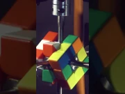 روبوٹ نے کم ترین وقت میں روبک کیوب حل کرکے نیا ریکارڈ قائم کرلیا