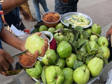 امرود کچے ہیں یا پکے ہوئے؟ 99 فیصد لوگ یہ غلطی کرجاتے ہیں