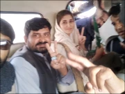 پی ٹی آئی احتجاج : شاہ محمود قریشی کی بیٹی متعدد کارکنوں سمیت گرفتار