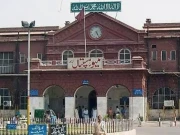 میو اسپتال میں انجکشن کا ری ایکشن؛ ایک اور مریض دم توڑ گیا، ہلاکتیں 2 ہو گئیں