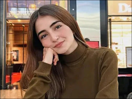 اداکارہ میرب علی نے وکالت کی تعلیم مکمل کرلی، گریجویشن پارٹی کی تصاویر وائرل