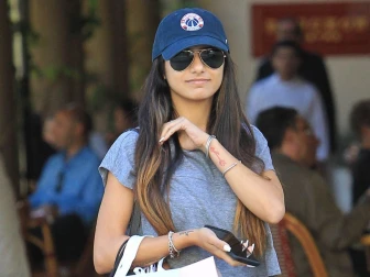 اسرائیل میرے ٹیکس کے پیسوں سے میرے ملک لبنان پر بمباری کر رہا ہے، میا خلیفہ 