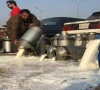 فیض آباد کے قریب جعلی دودھ کا بڑا نیٹ ورک بے نقاب، 27 ہزار لیٹر ملاوٹی دودھ تلف