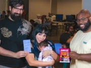 امریکا: نومولود بیٹی کو اٹھا کر ماں نے ویڈیو گیم ٹورنامنٹ جیت لیا