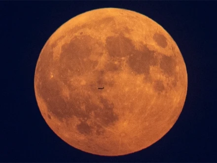 2026 کا پہلا سپر مون کب دکھائی دے گا؟